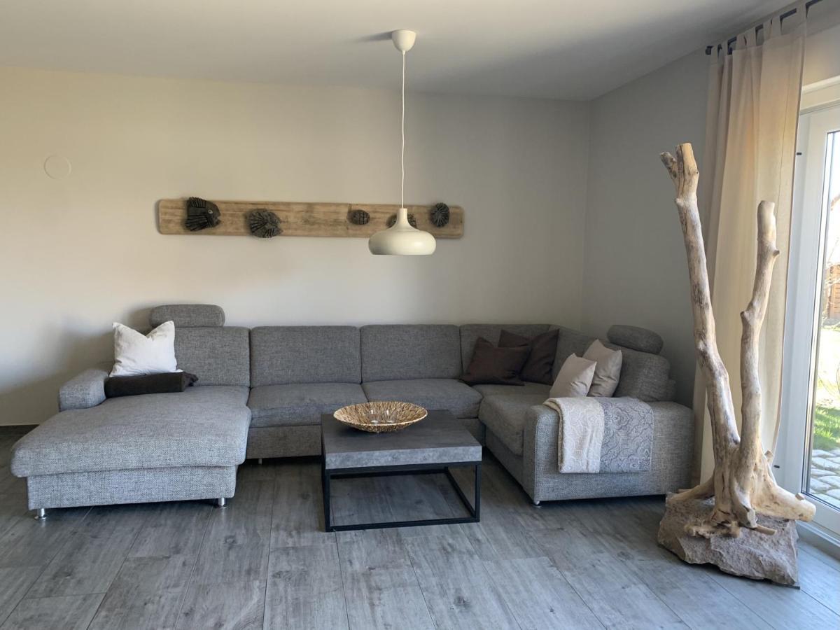 Haus Kranichfeld Wohnung S Dranske Zewnętrze zdjęcie
